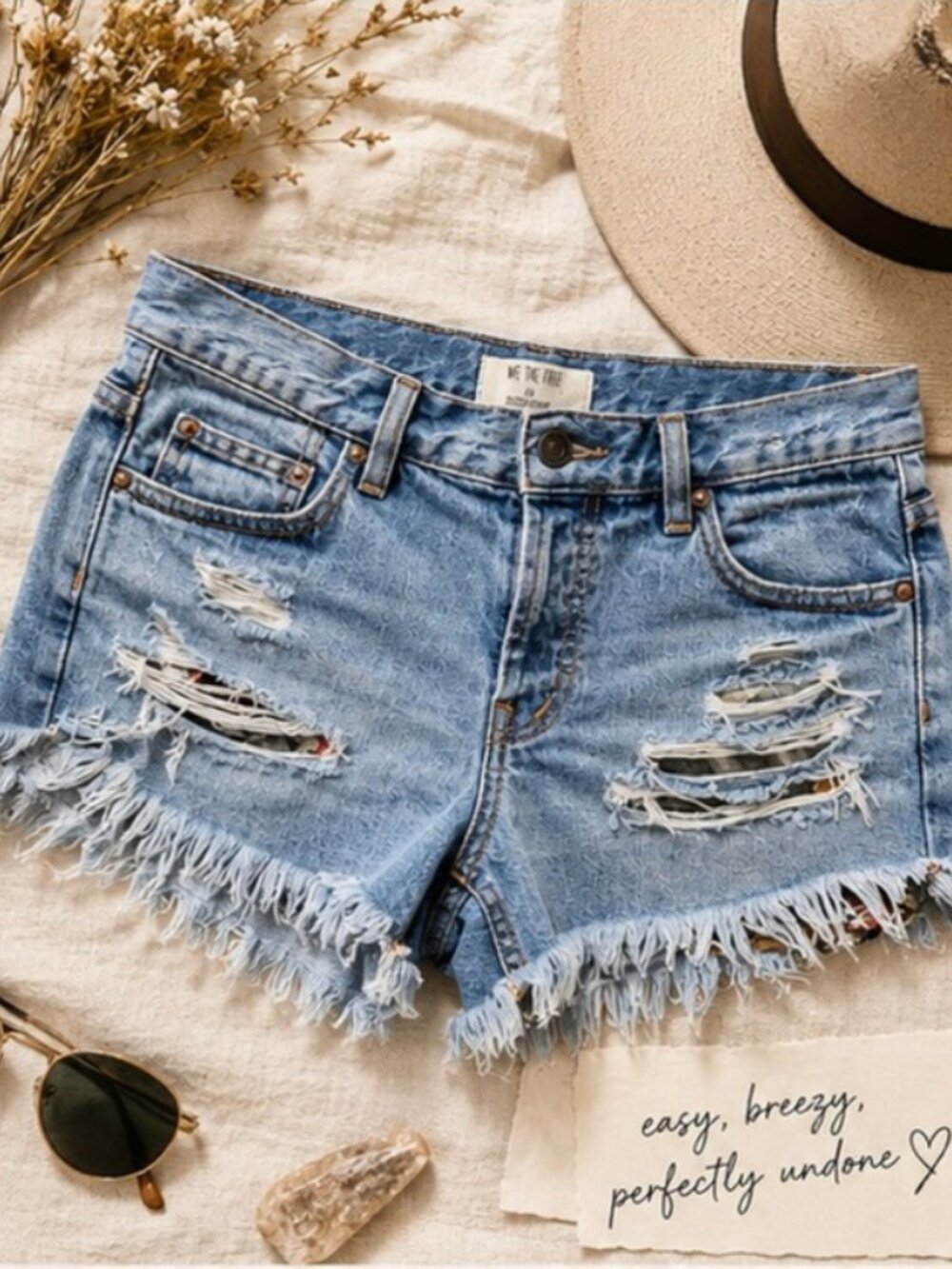 Free People Distressed Denim Cutoff Shorts Light Wash Frayed Boho Festival 24